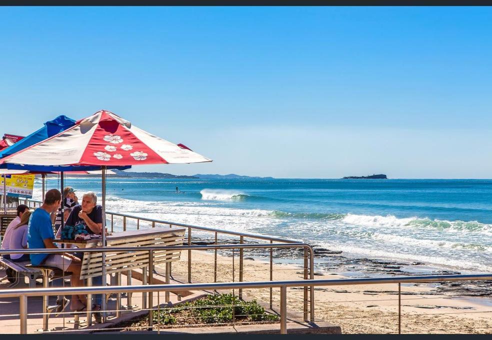 Resort Queen Studio At Alex Beach Resort Alexandra Headland Buitenkant foto